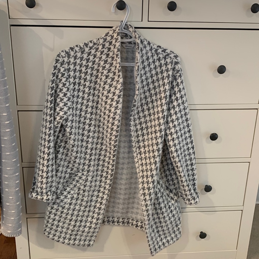 Reitmans NWT sweater. Super comfy